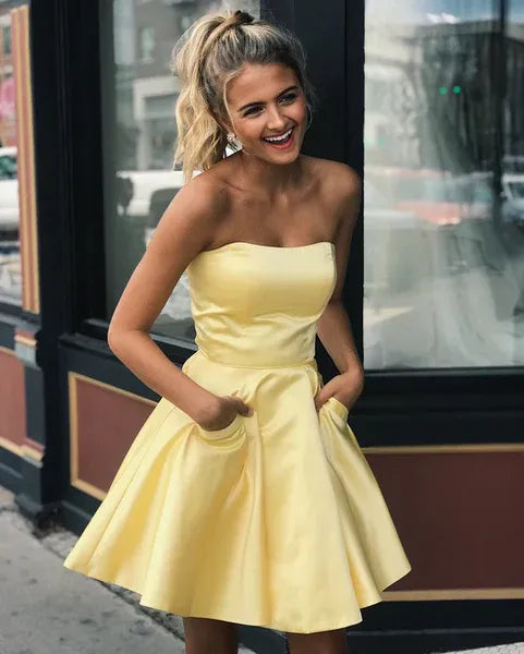 yellow mini hoco dress Cheerful A-Line Strapless Pocketed Satin Homecoming – Veloura Dress cocktail parties Bubblegum Pink Mini Dress LowStock:43282729631795 Color:BLACK/PINK