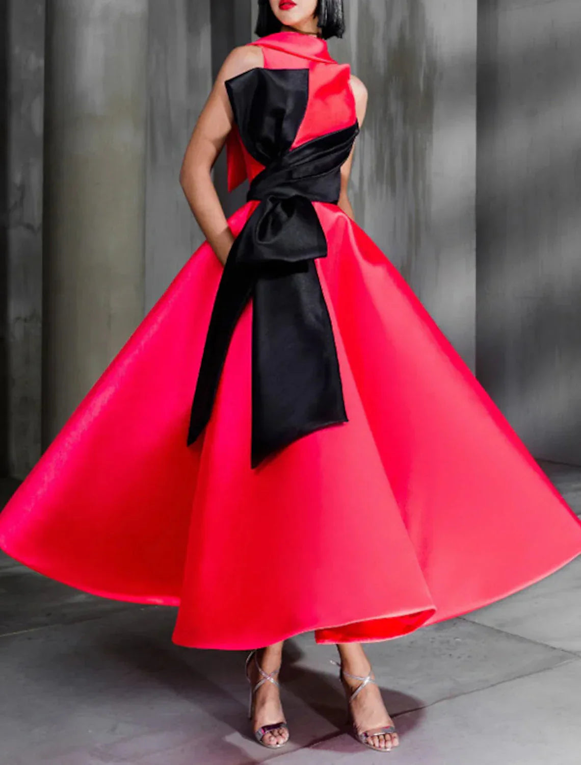Color Block Ball Gown Prom Dress For Teens And Women Elegant Satin High Neck Sleeveless With Bow Detail