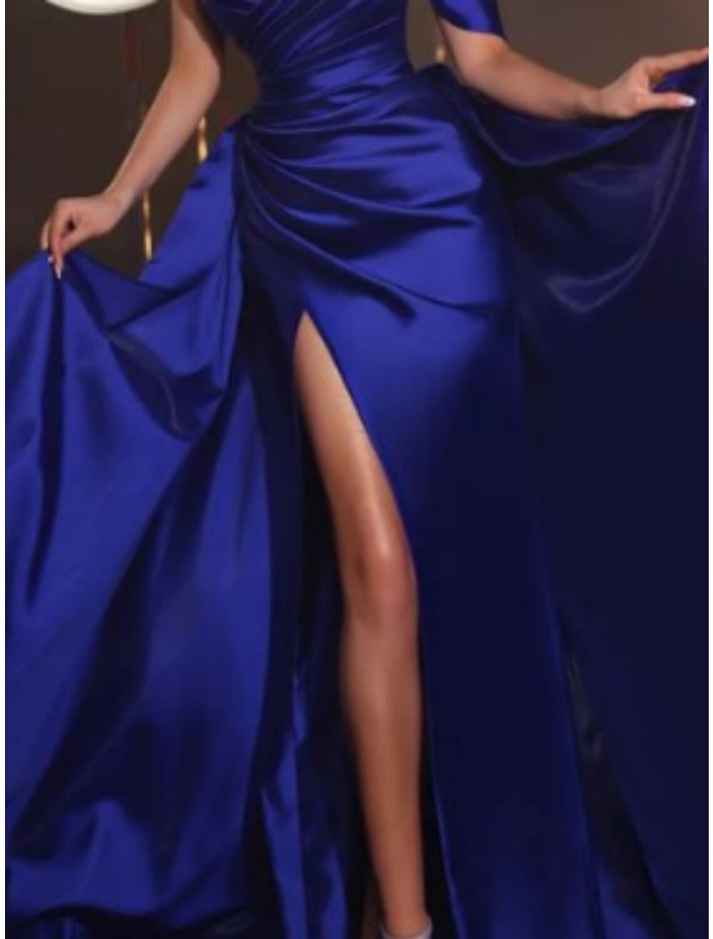 A-Line Evening Gown Elegant Dress Formal Sweep / Brush Train Short Sleeve One Shoulder Satin with Pleats Ruched
