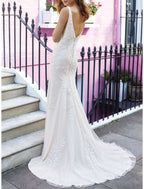 Open Back Mermaid Wedding Dress With Lace Appliques V Neck Sleeveless Trumpet Gown For Brides