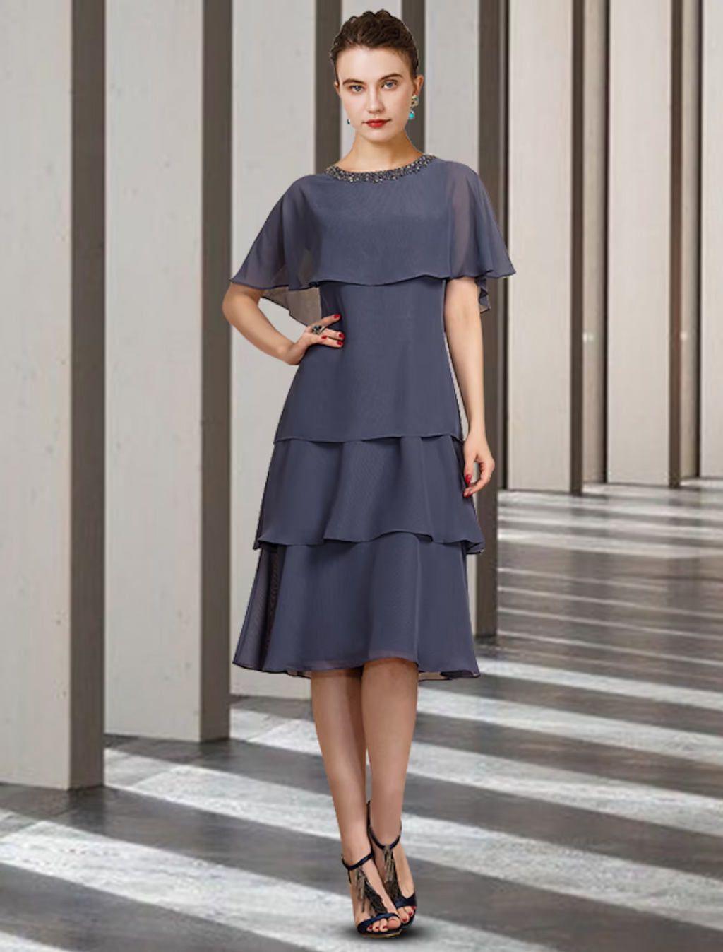 Mother of the Bride Dress Elegant Jewel Neck Knee Length Chiffon Short Sleeve with Beading Ruffles