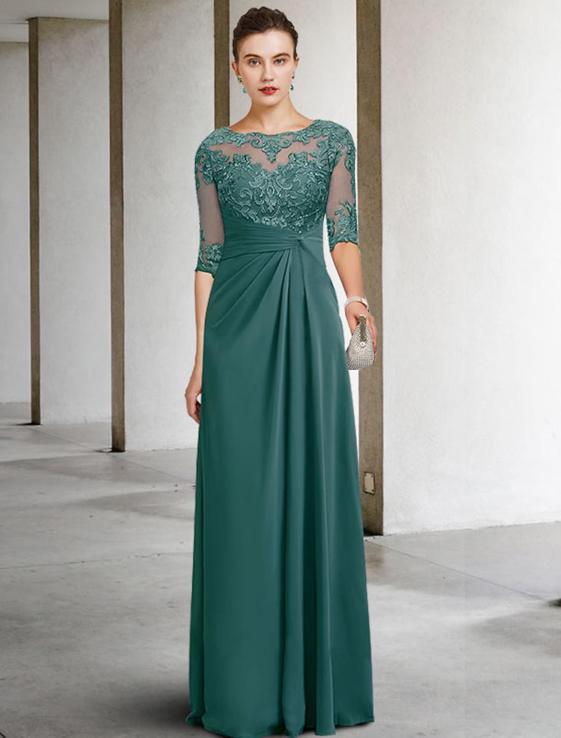 Mother of the Bride Dress Plus Size Elegant Jewel Neck Floor Length Chiffon Lace Short Sleeve with Appliques Side-Draped