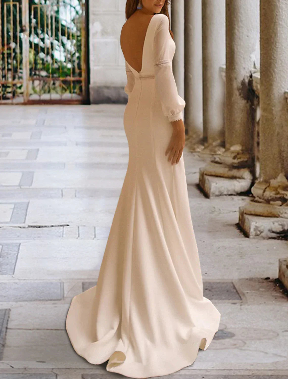 Open Back Hall Glamorous Wedding Dress Mermaid Trumpet Gown With Beading Long Sleeve Brush Train For Brides