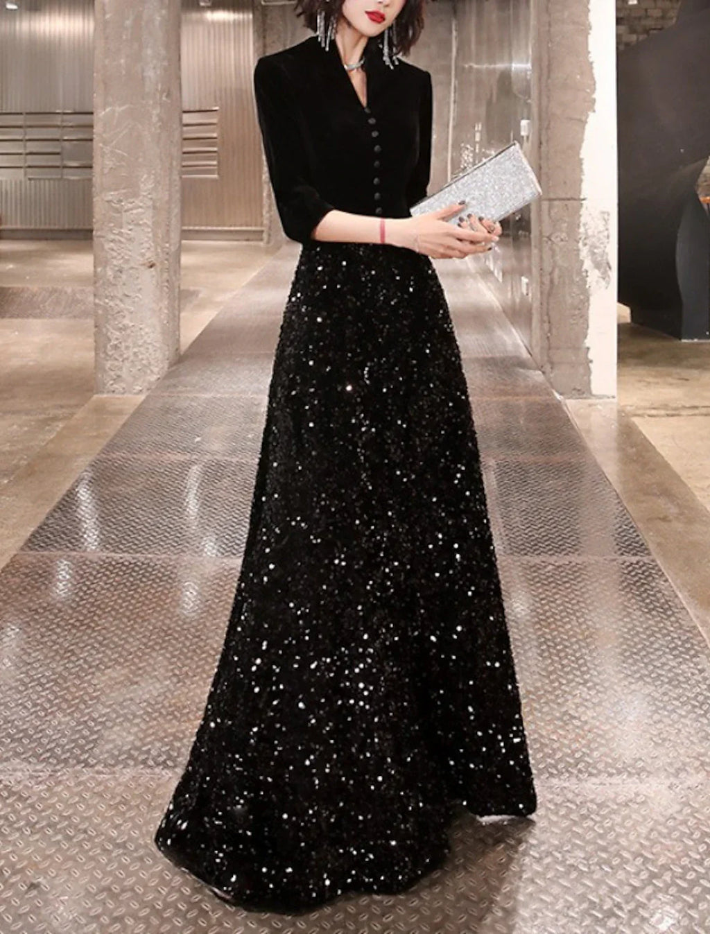 Mother Of The Bride Dress Elegant Sequined Velvet Floor Length Petite V Neck Half Sleeve Buttons