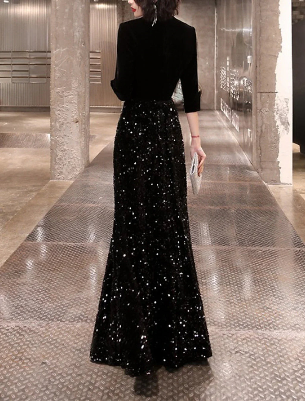 Mother Of The Bride Dress Elegant Sequined Velvet Floor Length Petite V Neck Half Sleeve Buttons