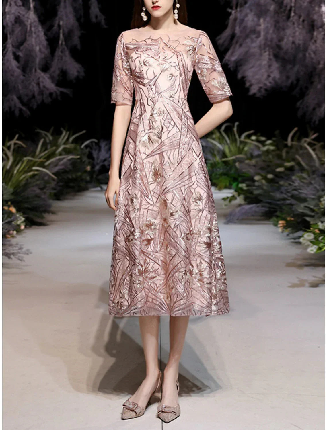 Elegant Mother Of The Bride Dress Sequined Sheath Tea Length Petite Half Sleeve Sparkle