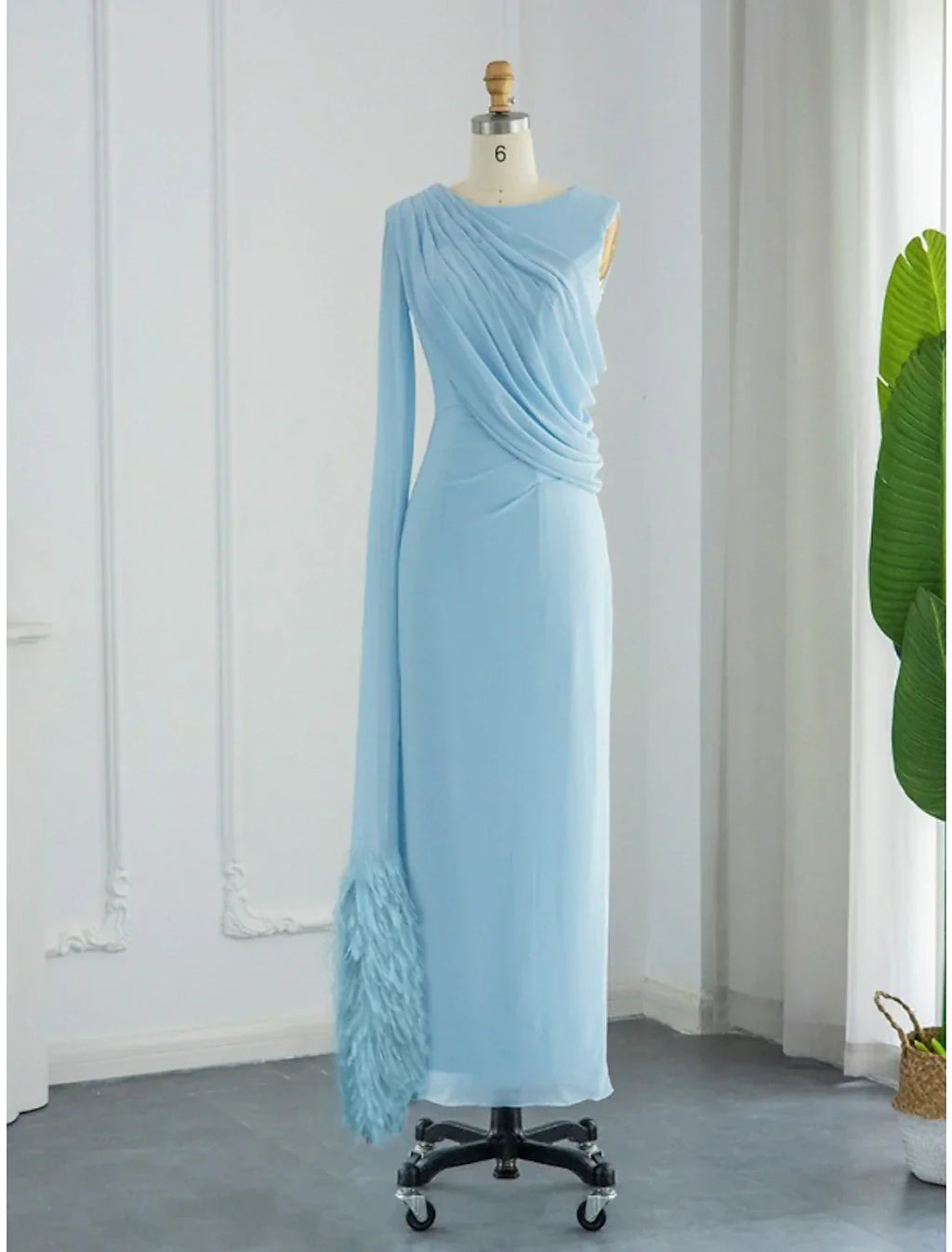 Sheath Evening Gown For Women Elegant Chiffon Dress With Feather Ruched Sleeveless Cowl Neck Brush Train