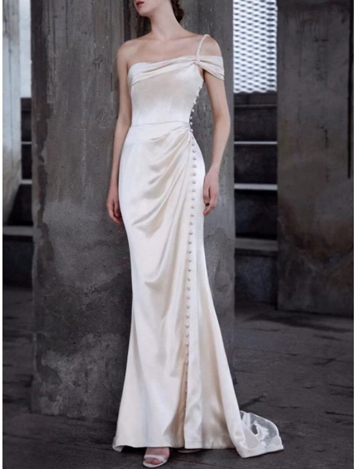 Elegant Vintage Satin One Shoulder Wedding Dress For Brides To Be With Ruched Bodice And Brush Train