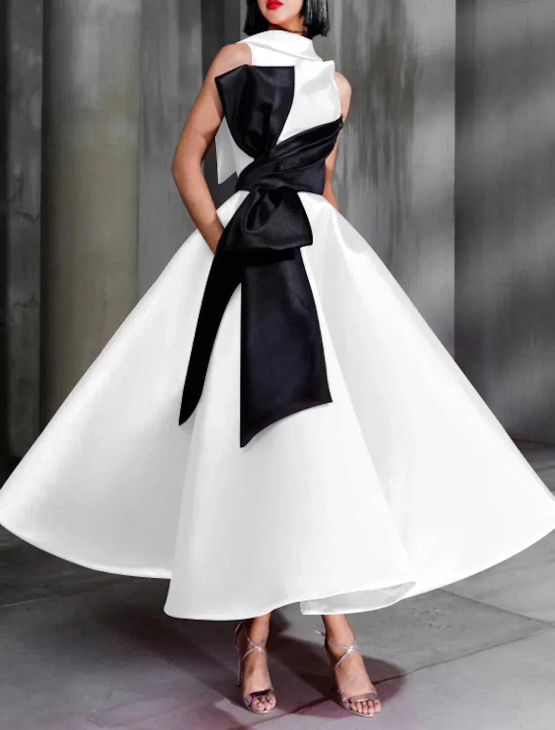 Color Block Ball Gown Prom Dress For Teens And Women Elegant Satin High Neck Sleeveless With Bow Detail