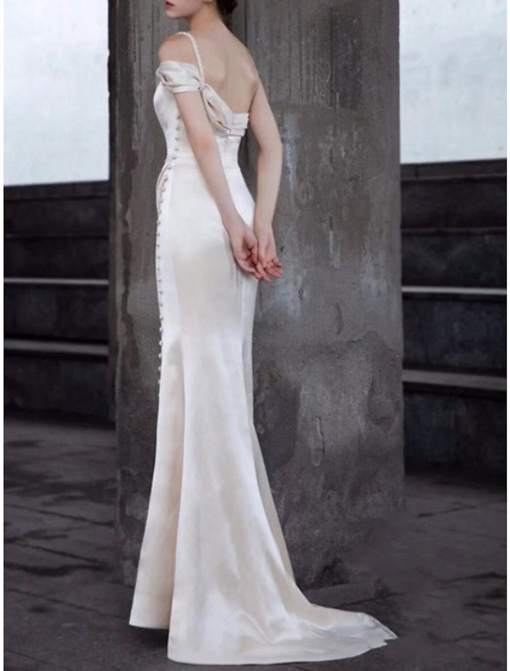 Elegant Vintage Satin One Shoulder Wedding Dress For Brides To Be With Ruched Bodice And Brush Train