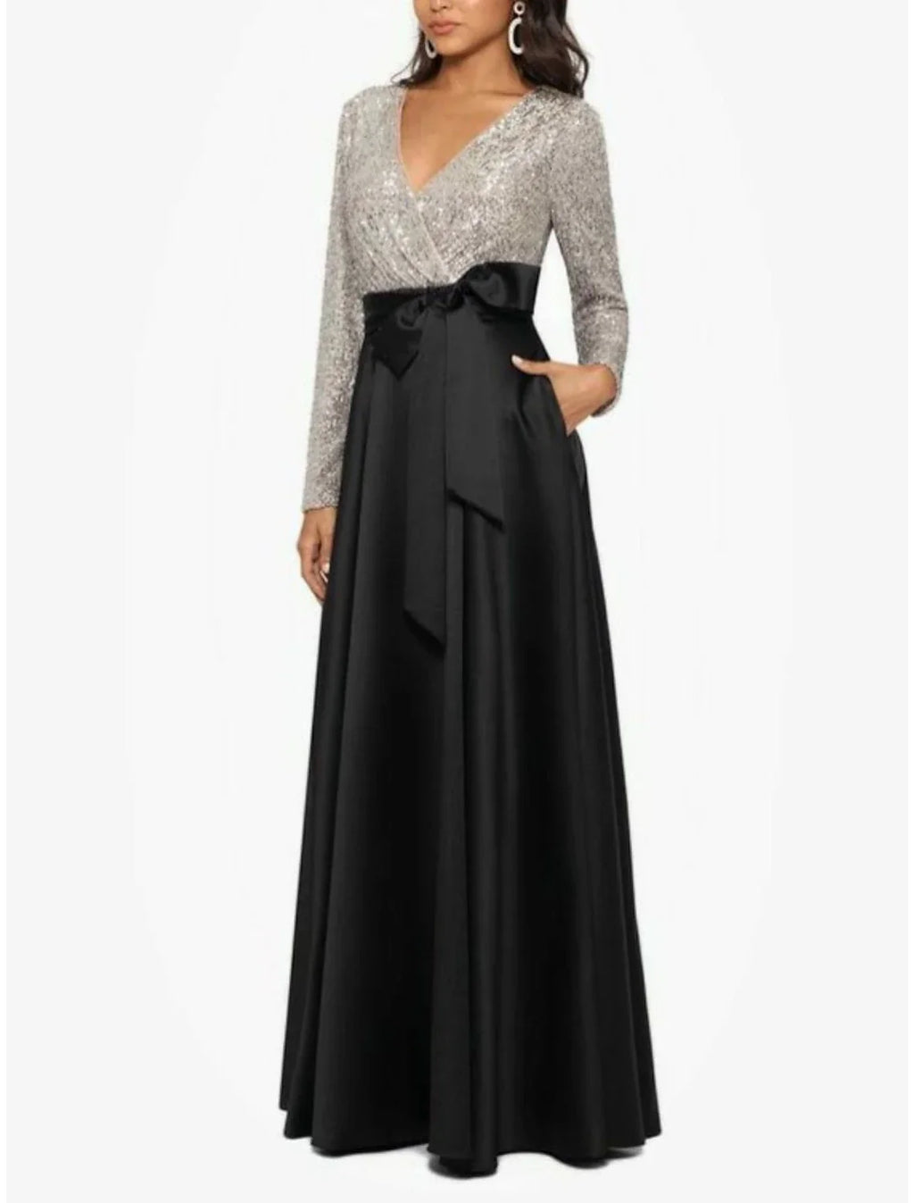 Elegant Mother Of The Bride Dress Satin Sequin Gown Sheath Column Silhouette V Neck Long Sleeve Floor Length Shine