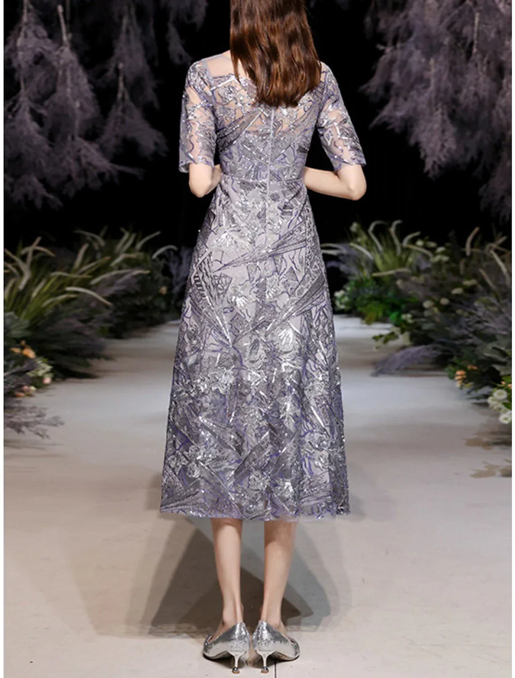 Elegant Mother Of The Bride Dress Sequined Sheath Tea Length Petite Half Sleeve Sparkle