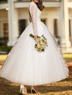 Timeless Vintage 1940s 1950s Satin Bridal Gown With Appliques Long Sleeve Ball Gown Ideal For Vintage Weddings