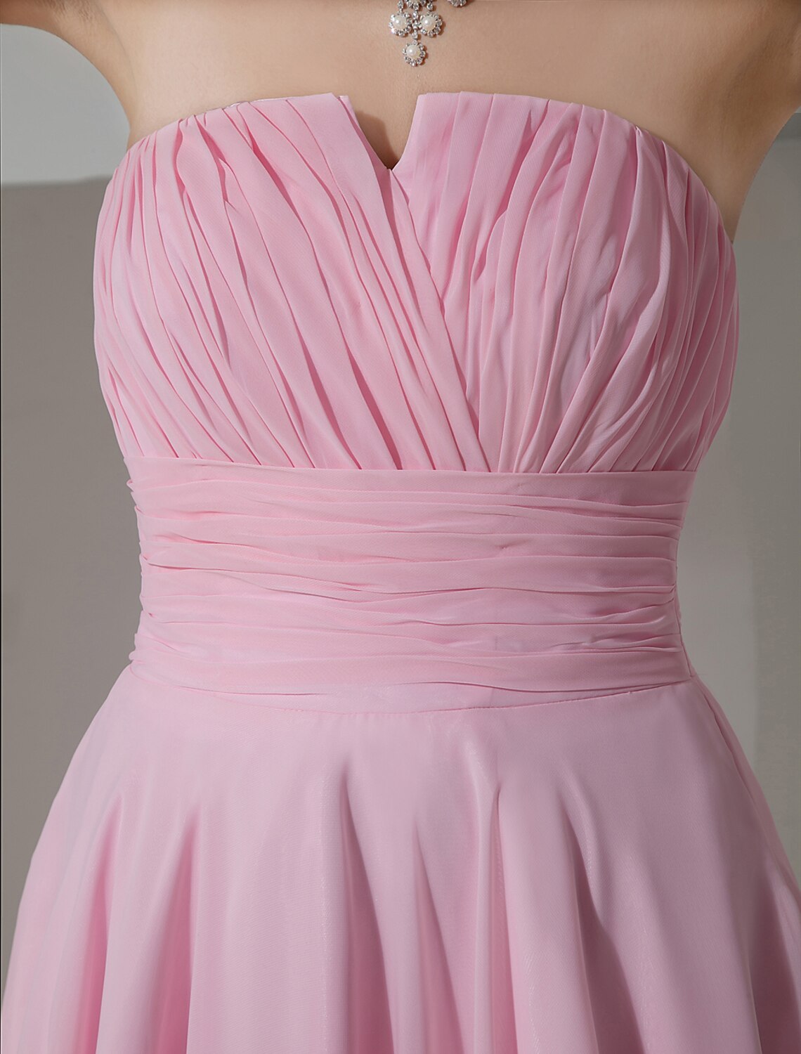 A Line Bridesmaid Dress Strapless V Neck Sleeveless Knee Length Chiffon Satin Shantung Pleats Draping Ruching Elegant