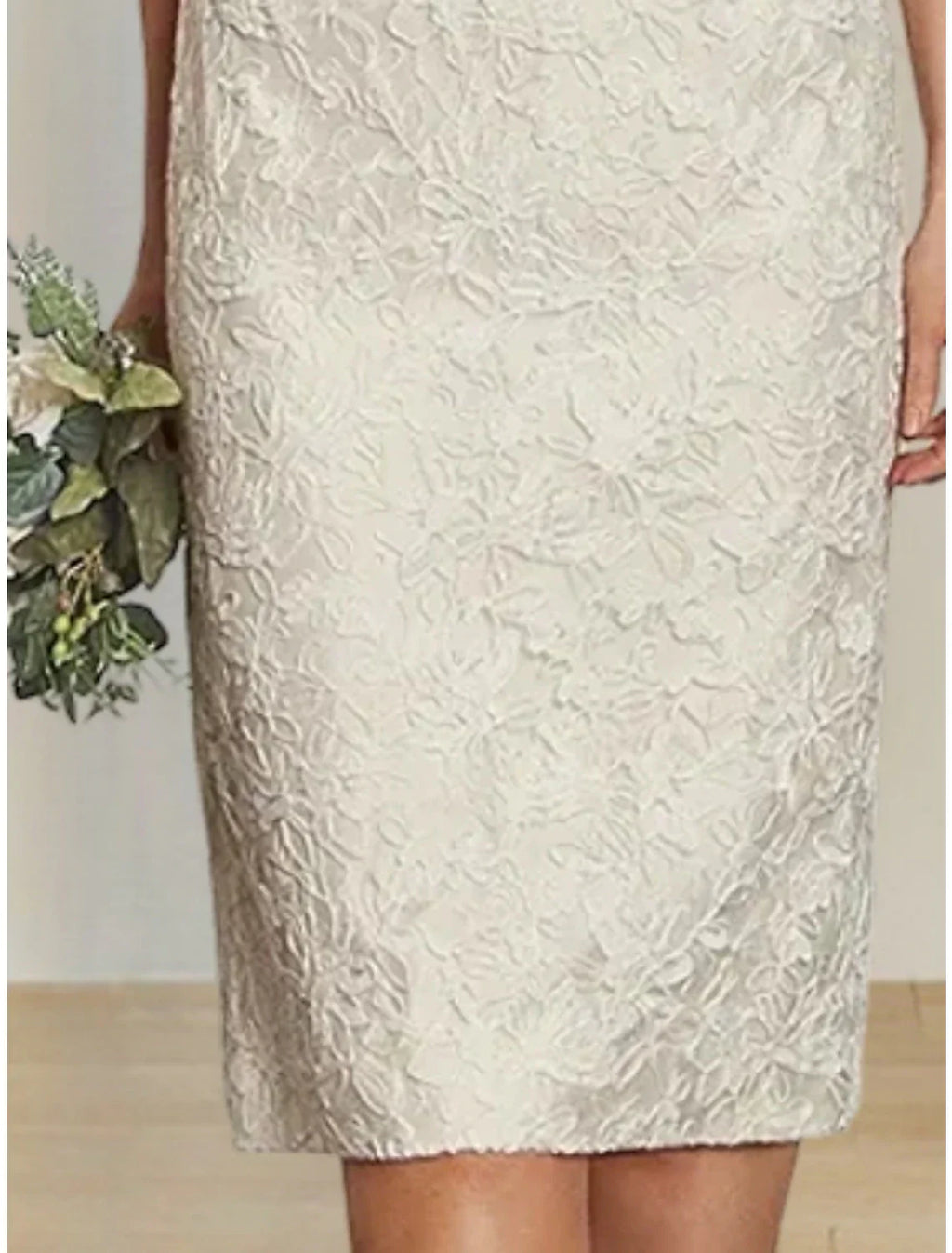 Mother Of The Bride Dress Sheath Satin Lace Knee Length With Crystal Brooch Elegant Half Sleeve