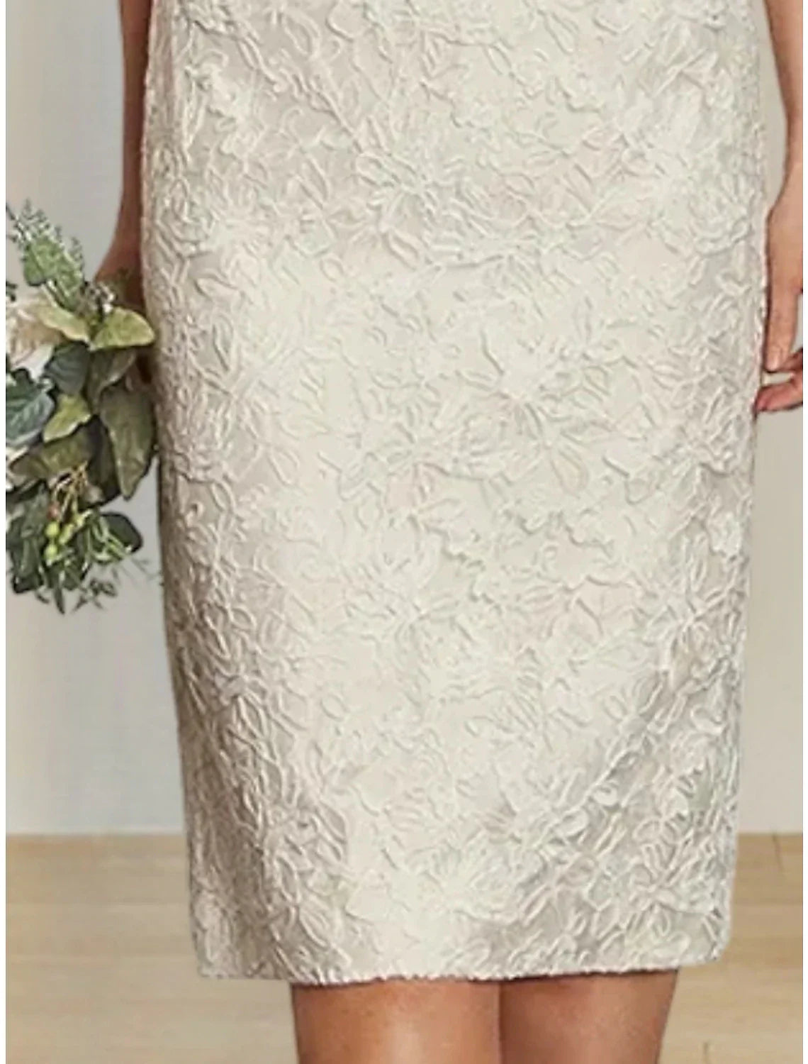 Mother Of The Bride Dress Sheath Satin Lace Knee Length With Crystal Brooch Elegant Half Sleeve