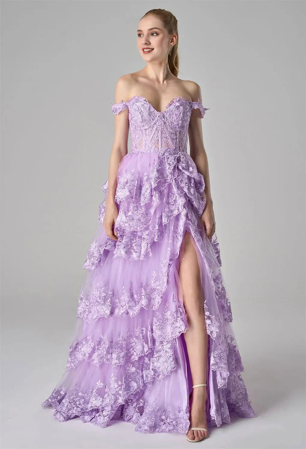 A-Line Off the Shoulder Elegant Prom Dress Floor-Length Appliques Sleeveless Formal Evening Dresses
