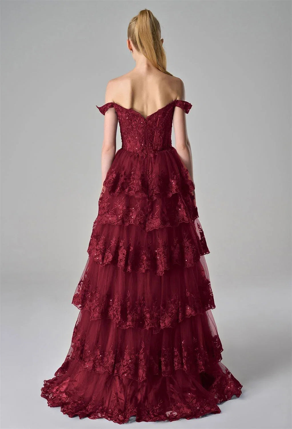 A-Line Off the Shoulder Elegant Prom Dress Floor-Length Appliques Sleeveless Formal Evening Dresses