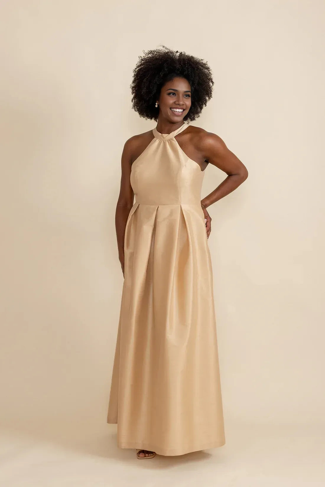 A-Line Halter Neck Cold Shoulder Floor-Length Sleeveless Prom Gown No Slit Elegant Evening Dresses for Women Hot Sale Long Evening Dresses