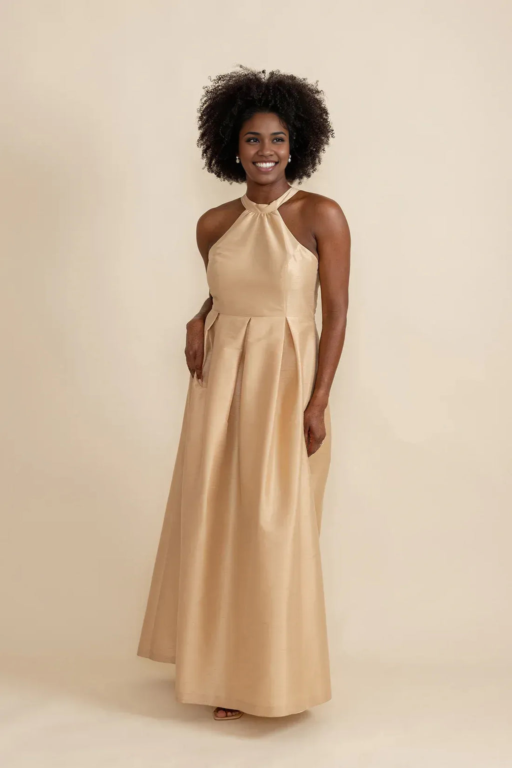 A-Line Halter Neck Cold Shoulder Floor-Length Sleeveless Prom Gown No Slit Elegant Evening Dresses for Women Hot Sale Long Evening Dresses