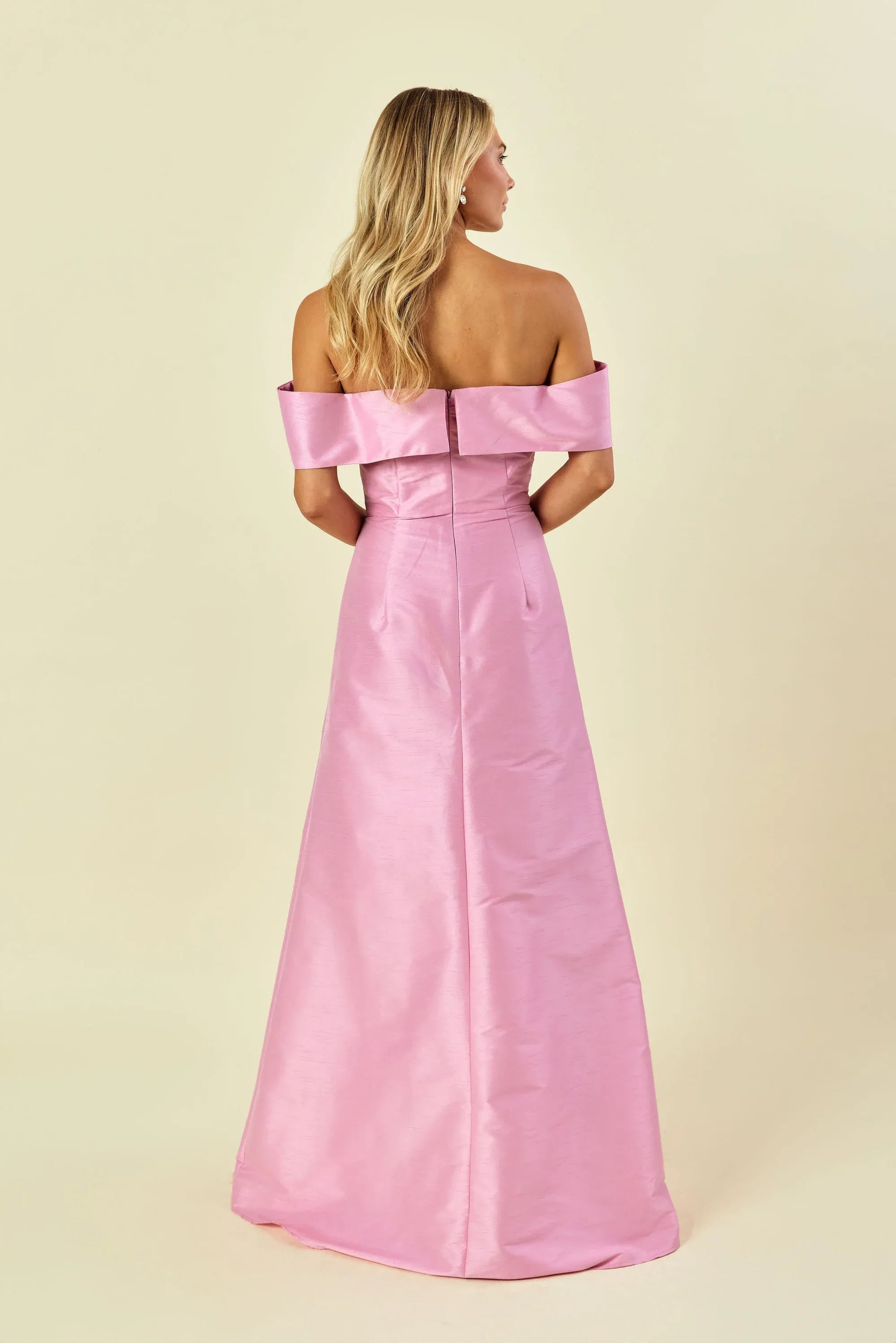A-Line Off the Shoulder Floor-Length Cap Sleeve Prom Gown No Slit Elegant Evening Dresses for Women Hot Sale Long Evening Dresses