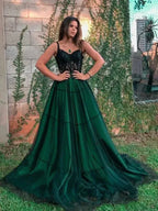 Glamorous Emerald Green Prom Dress With Corset Lace Bodice And Tulle A Line Floor Length For Prom Night