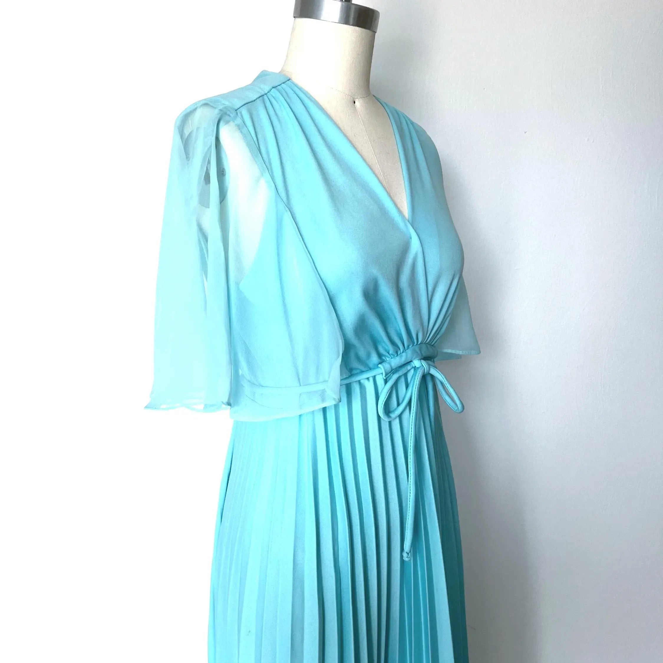 A Line Prom Dress With V Neck Cape Sleeves Pleated Turquoise Chiffon Floor Length Tie Waist For Glam Prom Night