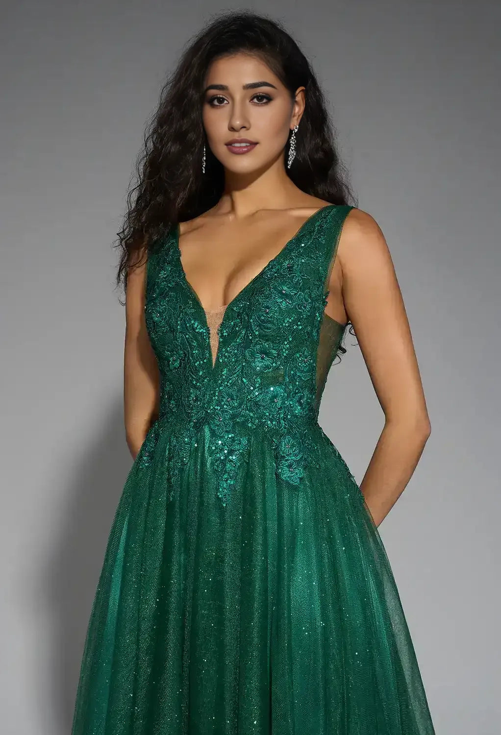 A-line V-Neck Regular Straps Floor Length Prom Dresses Sleeveless Applique Affordable Evening Dresses