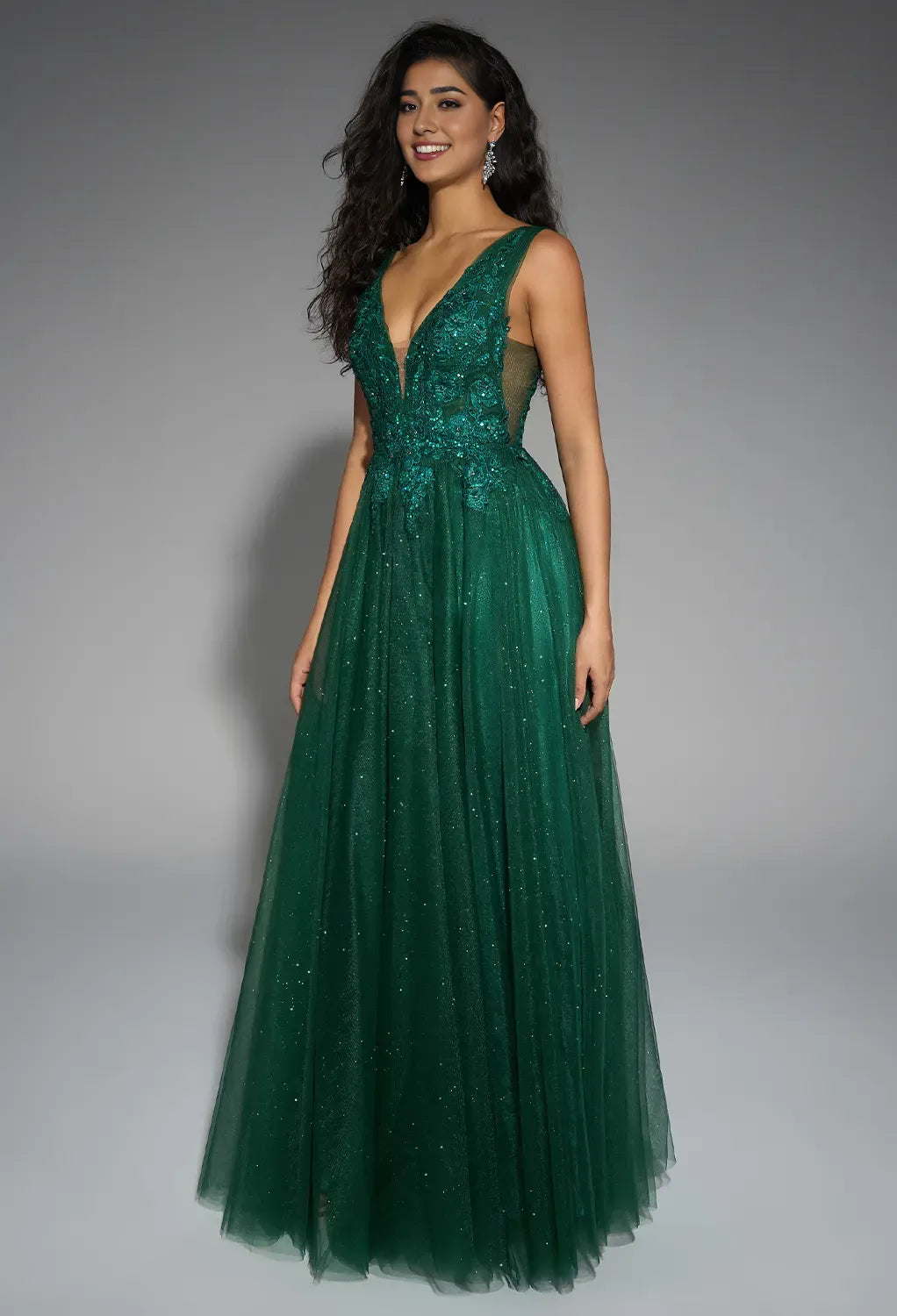 A-line V-Neck Regular Straps Floor Length Prom Dresses Sleeveless Applique Affordable Evening Dresses