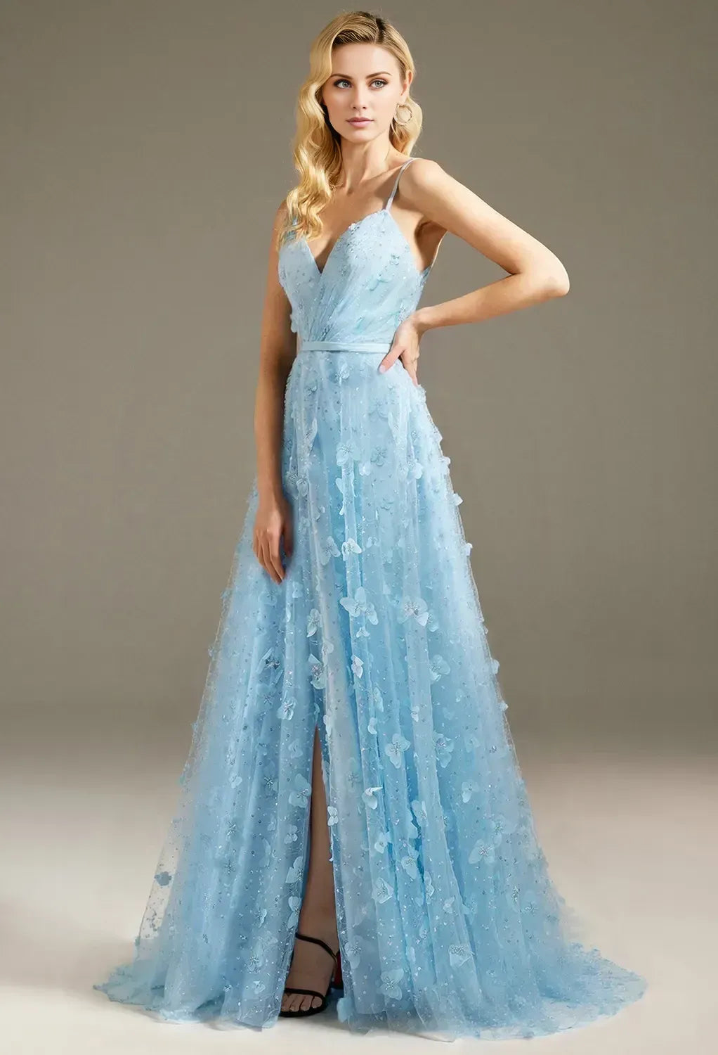 A-line V-Neck Spaghetti Straps Floor Length Evening Dresses Sleeveless 3D Floral Embroidered Affordable Strapless Prom Dresses
