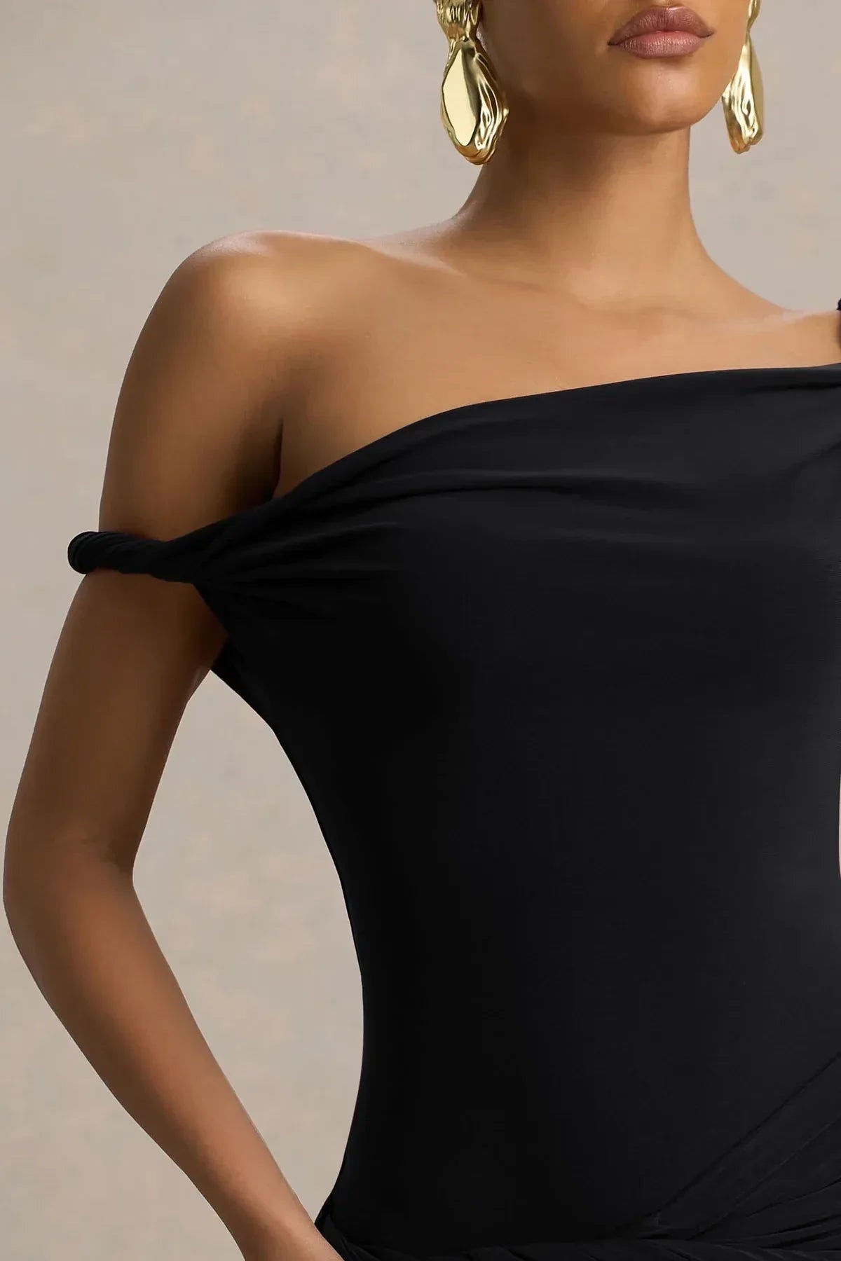 Absorbing Mermaid One Shoulder Ruched Side High Slit Floor Length Evening Dress