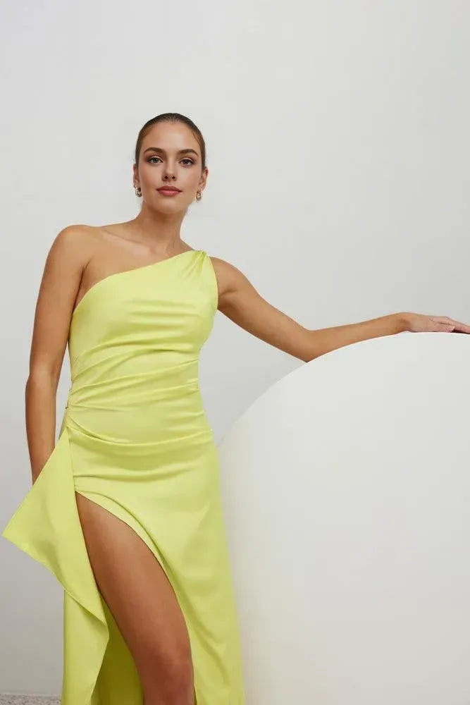 Affordable Fitted One Shoulder Sleeveless Floor-Length Prom Dress