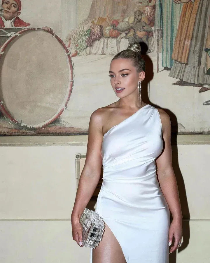 Affordable Fitted One Shoulder Sleeveless Floor-Length Wedding Dress