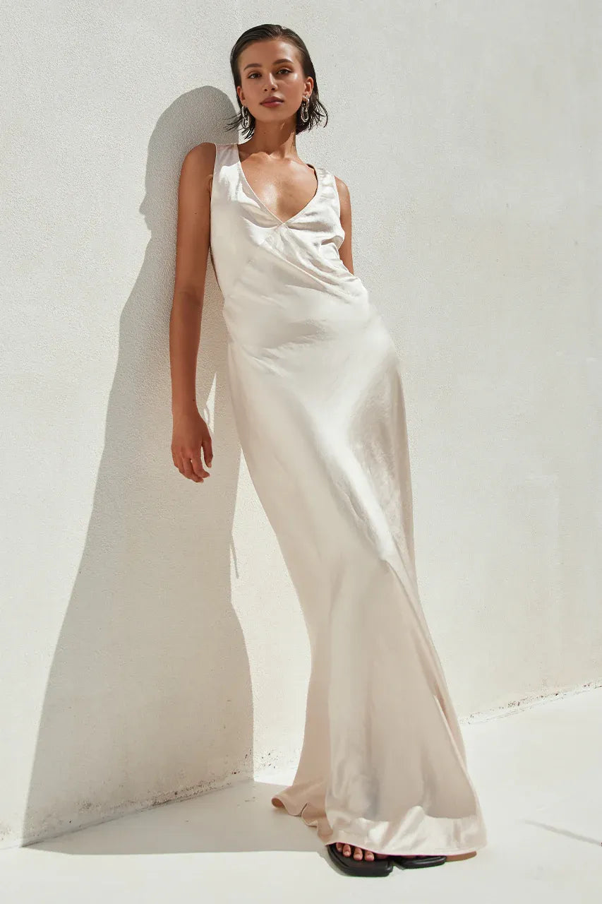 Alluring Sheath/Column V Neck Sleeveless Floor Length Prom Dress