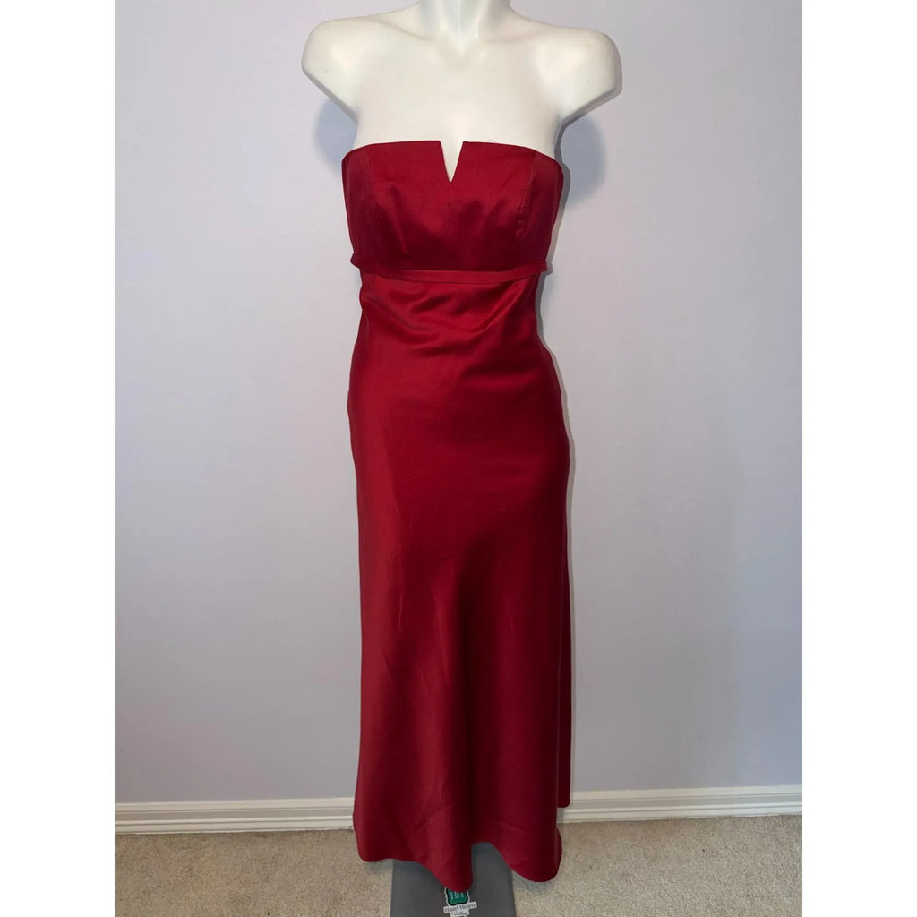 Mermaid Strapless Satin Prom Dress Glamorous Red With V Notch And Low Open Back For Prom Goers