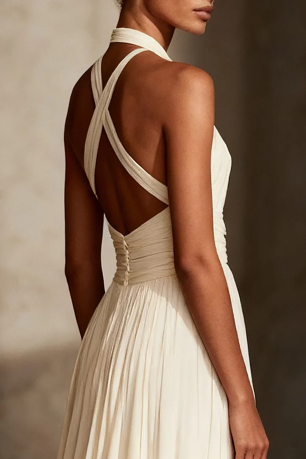 A-Line Halter Neck Sleeveless Sweep/Brush Train Wedding Dress