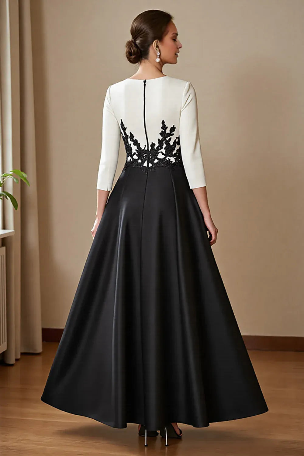 A-Line V Neck 3/4 Sleeve Zipper Up Floor-Length Mother of the Bride Dress