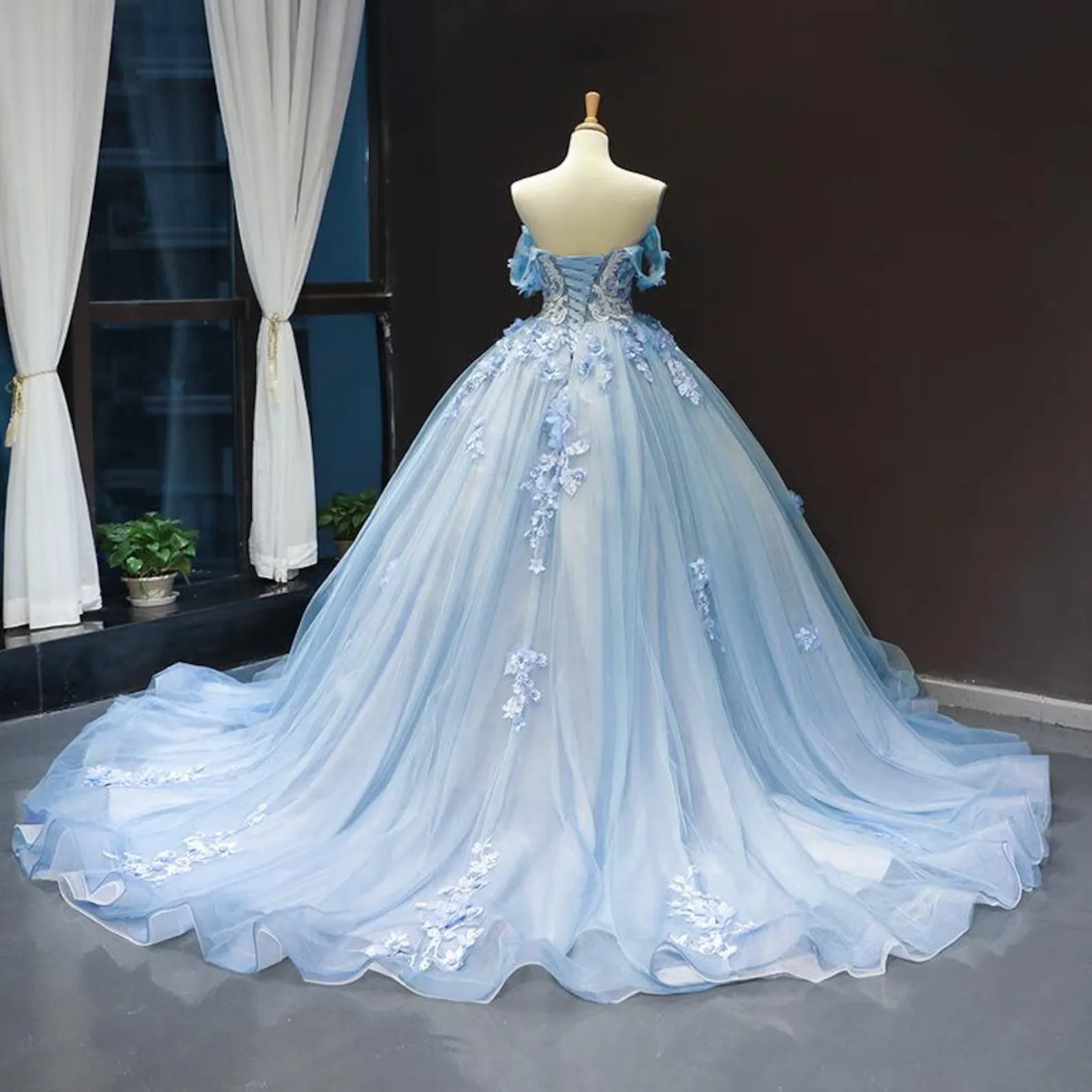 Prom Dress Ball Gown Off The Shoulder With Floral Appliques And Tulle Train For An Unforgettable Night