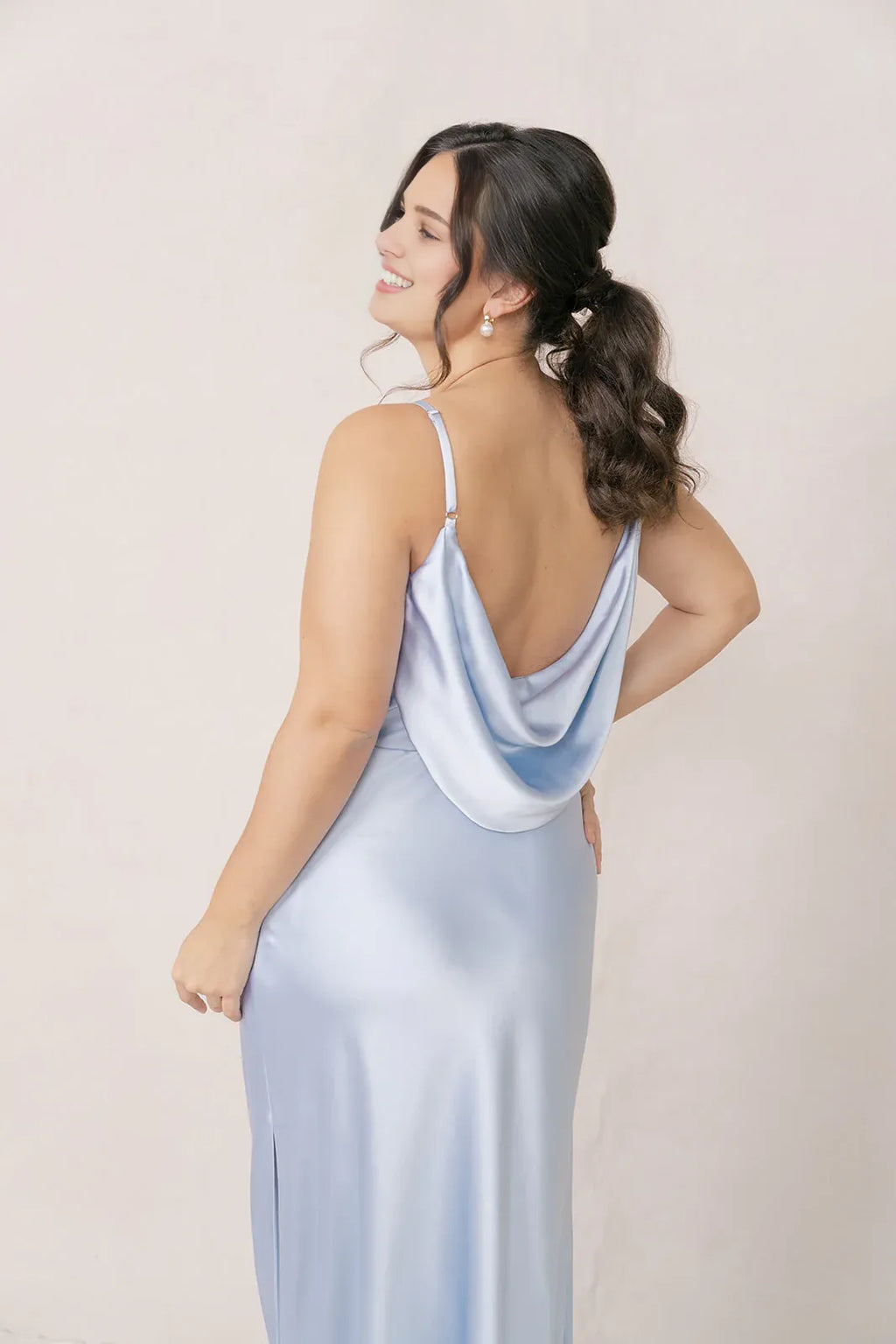 Fitted A-line Cowl Neck Sleeveless Backless Floor-Length Prom Dress