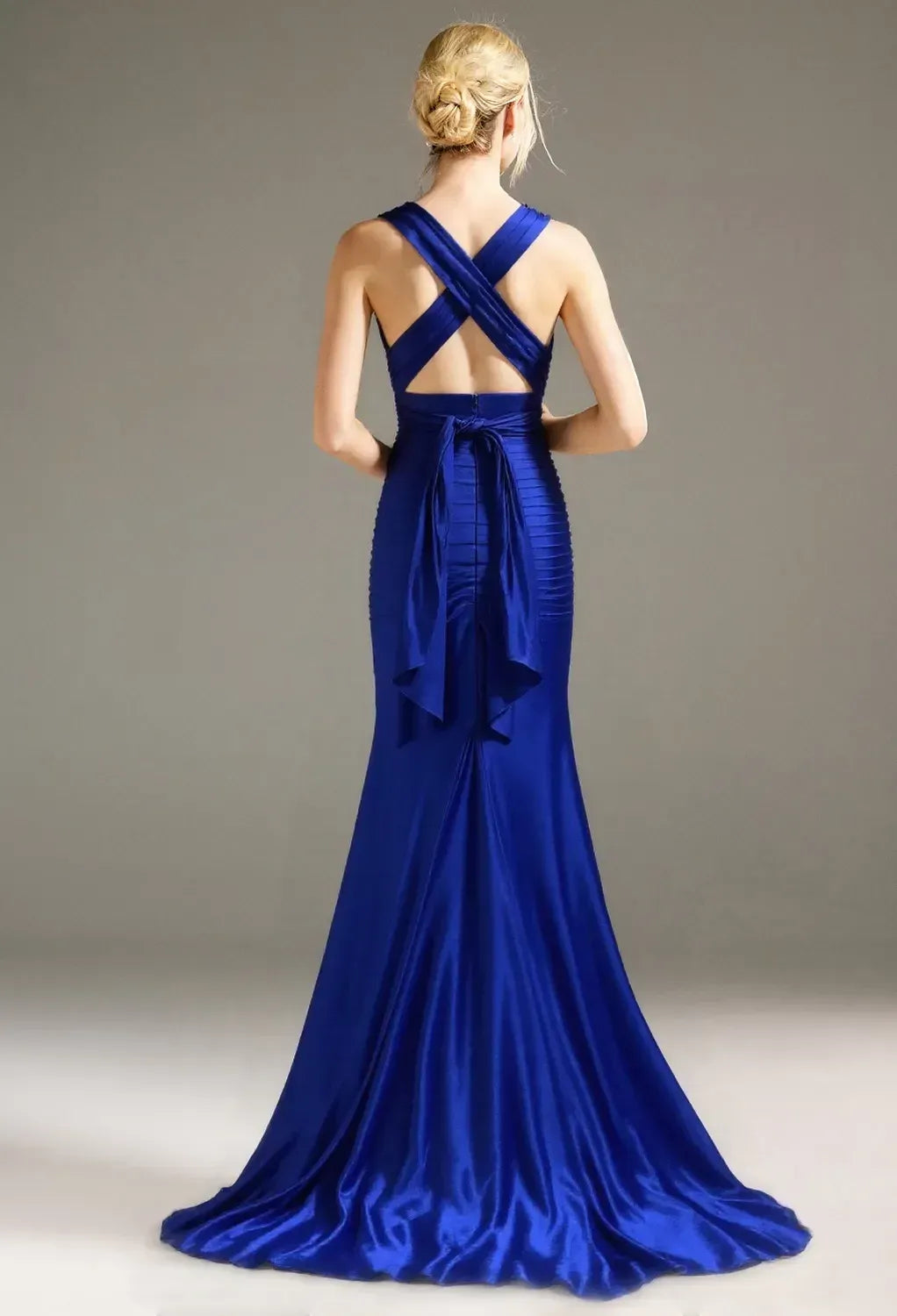 Mermaid V Neck Sleeveless Backless Floor Length Prom Dress
