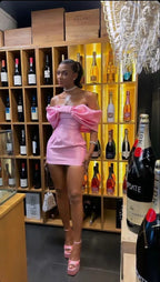 Off Shoulder Sleeveless Bodycon Pleated Short/Mini Homecoming Dress
