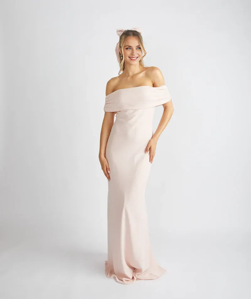 Dress Elegant Off the Shoulder Bridesmaid Dress Maxi Dress Solid Color Sage Sleeveless Column Prom Dress