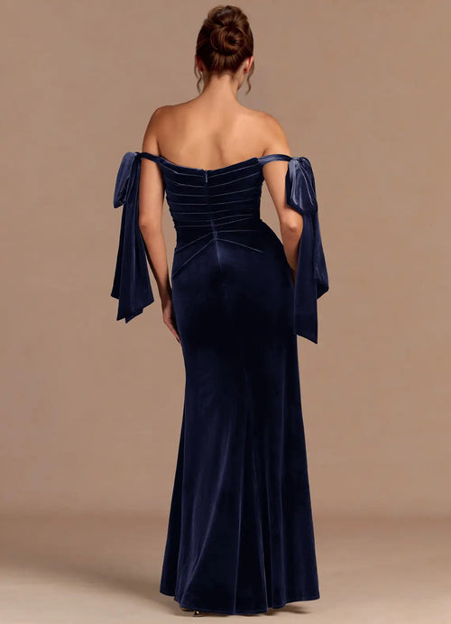 Robe de bal sirène en velours ornée d'un nœud, bustier froncé, épaules dénudées, fente haute, longueur ras du sol, à vendre