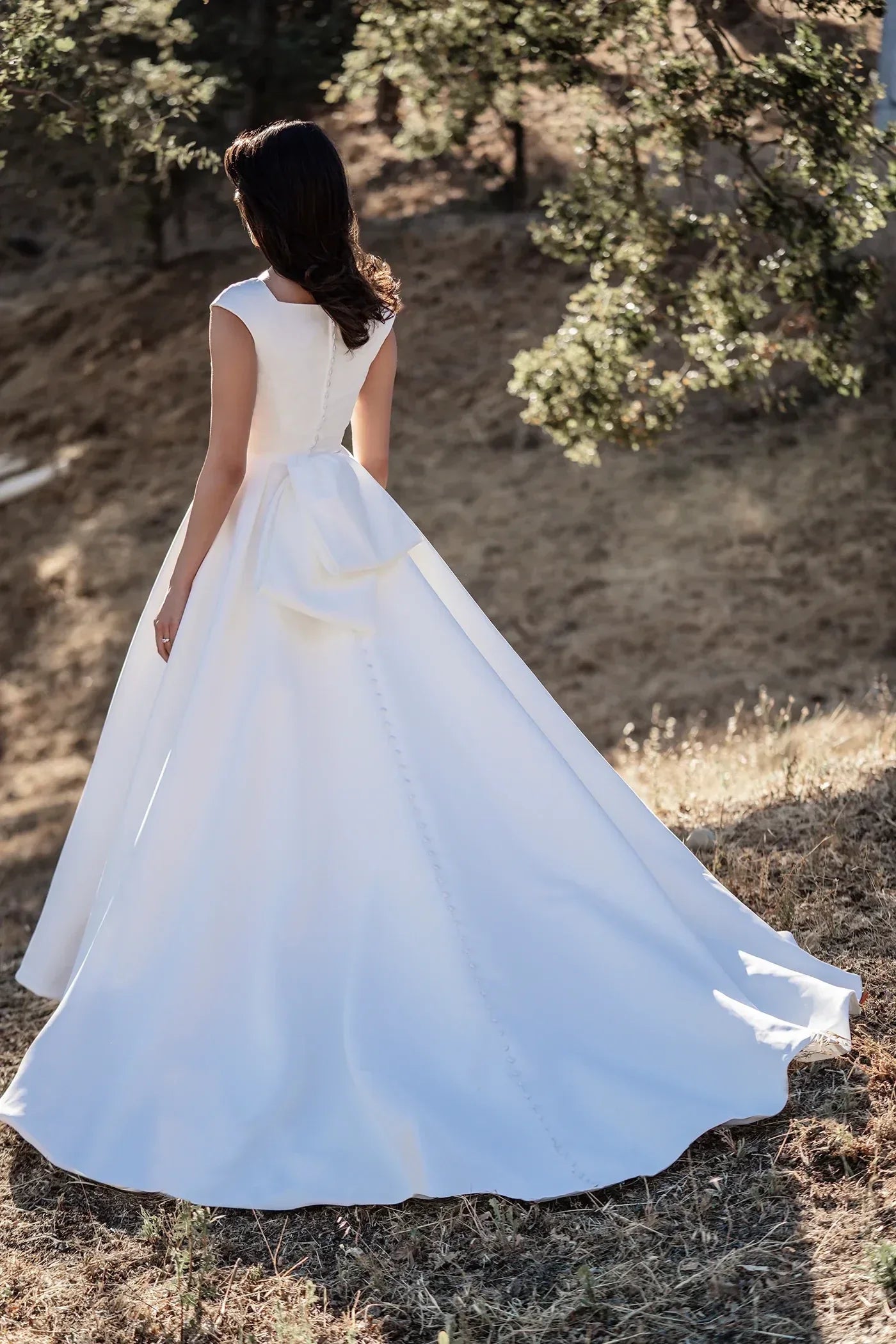 Captivating Ball Gown Square Neck Cap Sleeve Bow Back Floor Length Wedding Dress