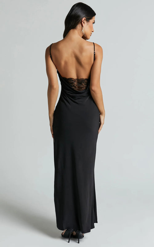 Robe de soirée longue, grande taille, captivante, moulante, à col bénitier, sans manches et dos en dentelle