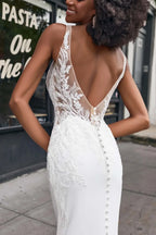 Captivating Trumpet Plunging V Neck Sleeveless Lace Back Floor Length Wedding Dress