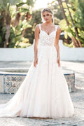 Charming Ball Gown Sweetheart Neckline Sleeveless Button Back Floor Length Wedding Dress