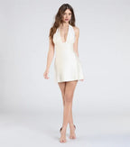 Charming A-Line Halter Neck Sleeveless Low Back Short-Mini Homecoming Dress