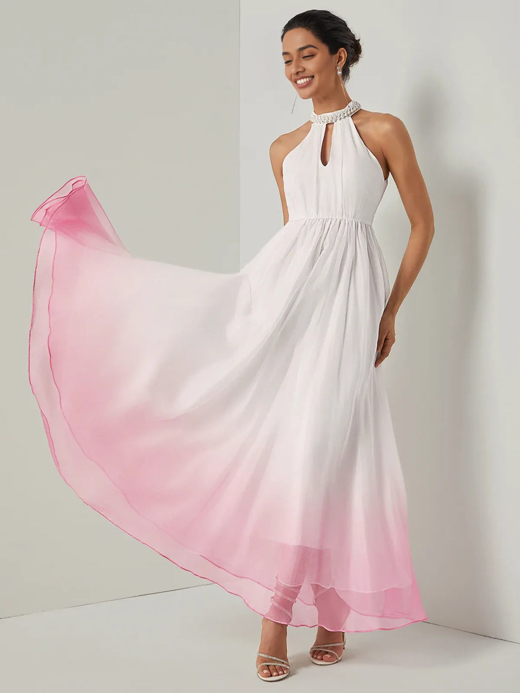 Charming A-Line Halter Neck Sleeveless Zipper Up Floor-Length Prom Dress