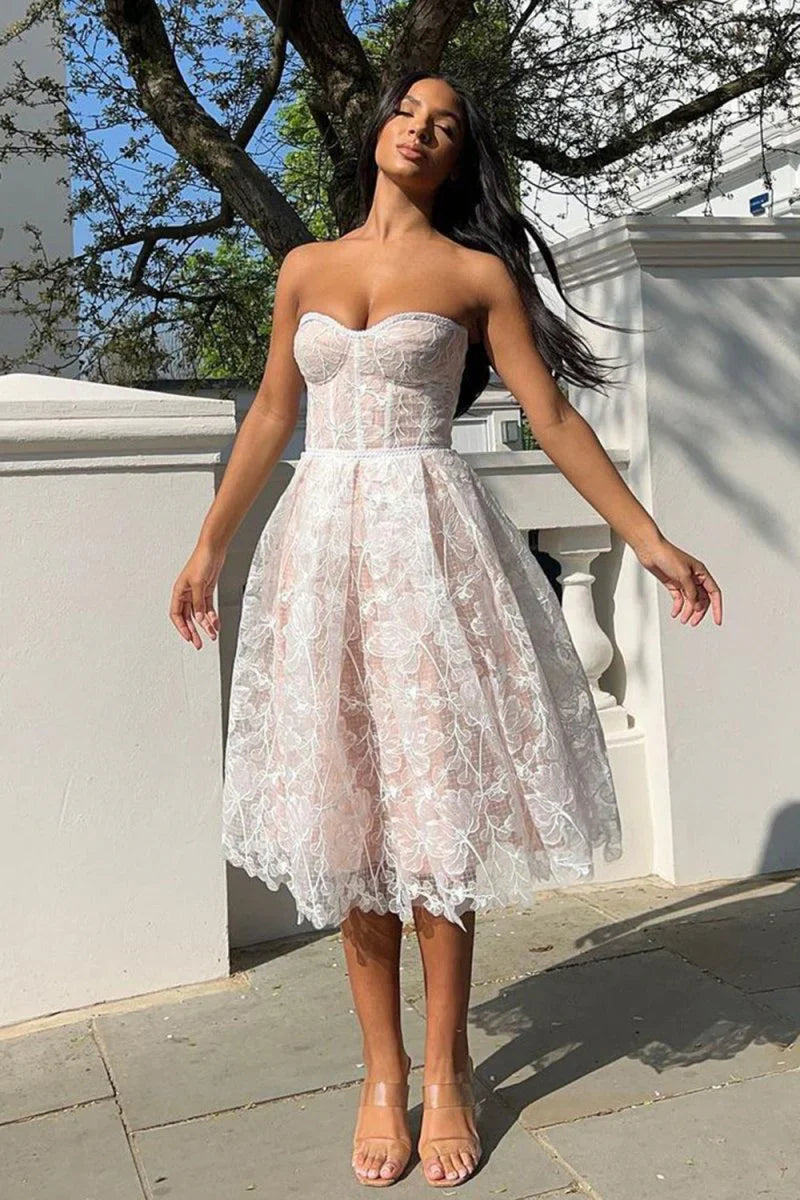 Charming A-Line/Princess Sweetheart Sleeveless Zipper Up Tea Length Homecoming Dress